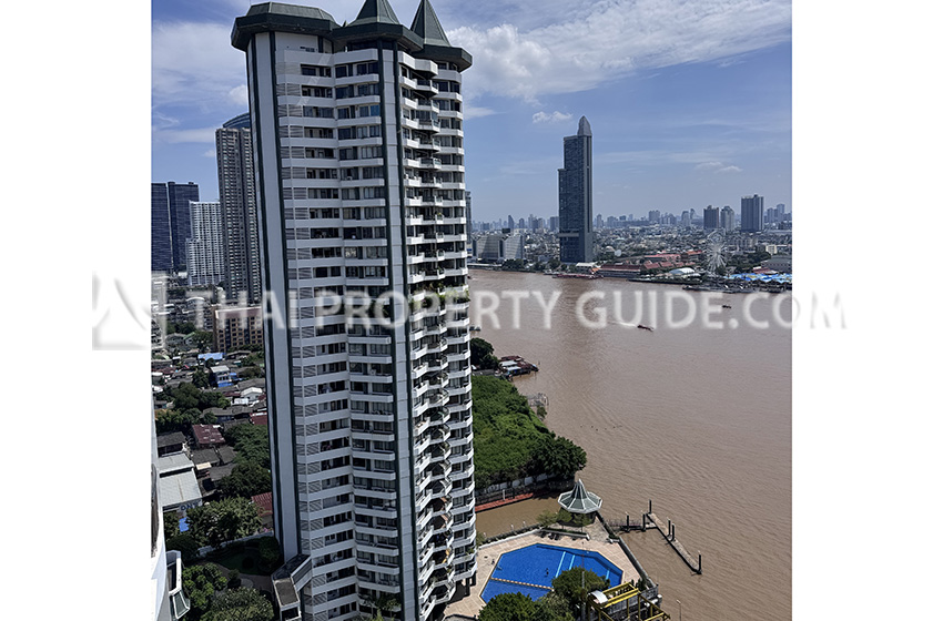 Condominium in Sathorn 